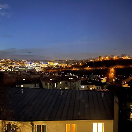 Apartment Cimburkova Прага Экстерьер фото